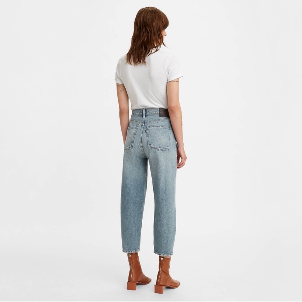 Levi's distressed Made & Crafted Barrel Crop Jeans